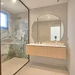 Vue Mer, Piscine, A Pieds アパート *