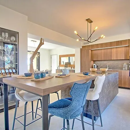 Vue Mer, Piscine, A Pieds Appartement Hyères