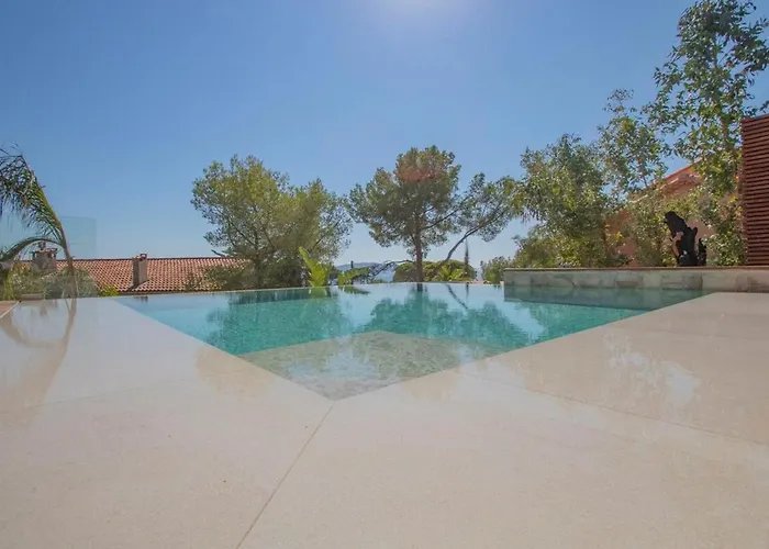 Appartement Vue Mer, Piscine, A Pieds Hyères